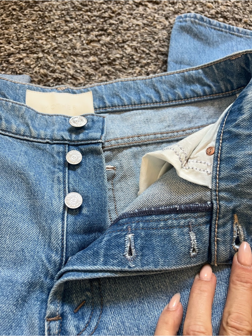 Mother Denim Lil’ Dodger Button Hover Cuff 27 - Picture 9 of 9